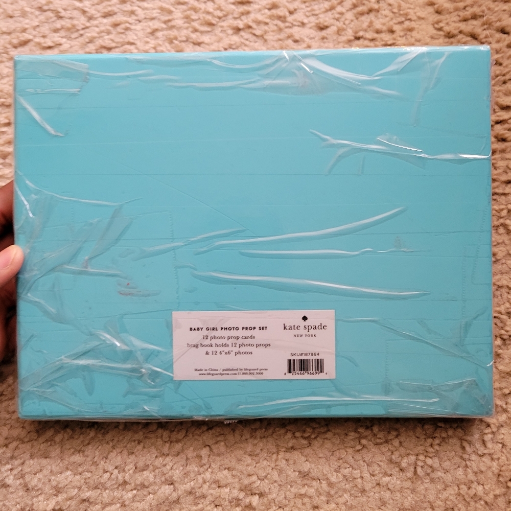Kate Spade Baby Girl Photo Prop Set - Picture 4 of 5